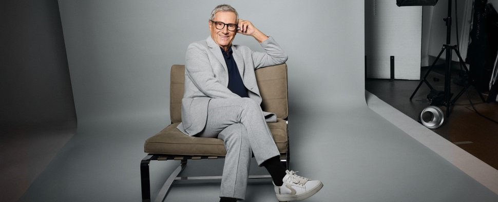 Von „Mr. Tagesschau“ zum „Live-Commerce Creator“: Jan Hofer – Bild: HSE