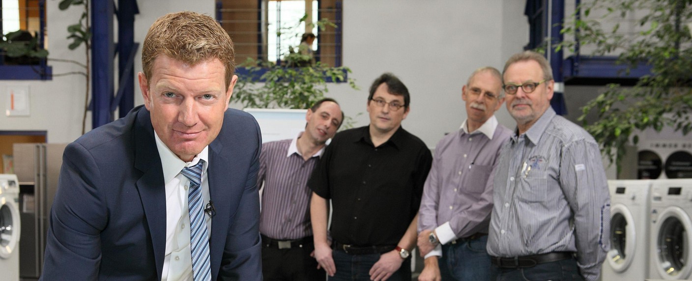 „Was verdienst du?“: RTL kündigt neue Doku-Soap an – Chefs und Arbeitnehmer offenbaren ihr Gehalt – Bild: RTL/​Frank Hempel