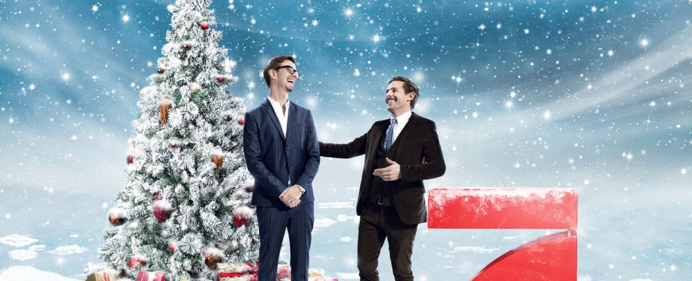 Quoten: „Weihnachten mit Joko und Klaas“ gefragt, „Supertalent“-Finale holt Zielgruppensieg – „Stubbe“-Comeback dominiert beim Gesamtpublikum, ARD-Drama mit mauen Werten – Bild: ProSieben/​Andreas Franke