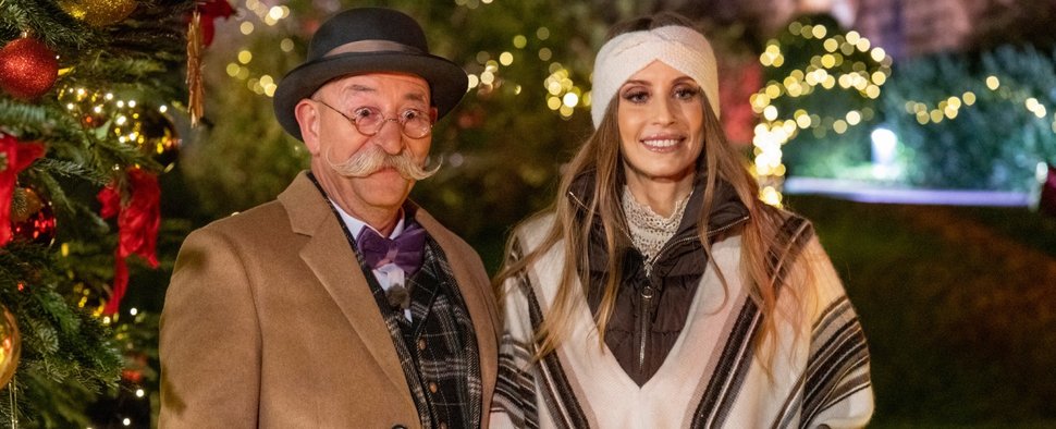 Weihnachts-Special von „Bares für Rares“ mit Horst Lichter und Cathy Hummels – Bild: ZDF/Sascha Baumann