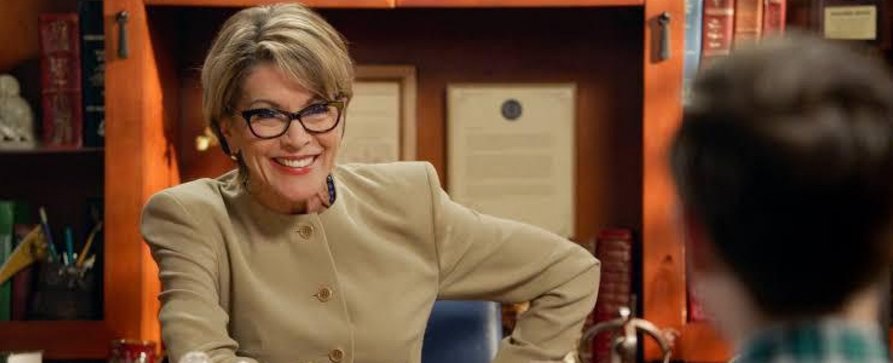 Wendie Malick aus „Young Sheldon“ zieht neue Hauptrolle neben „Big Bang Theory“-Star an Land – Neuzugang bei „Night Court“ mit Melissa Rauch („Bernadette“) – Bild: CBS