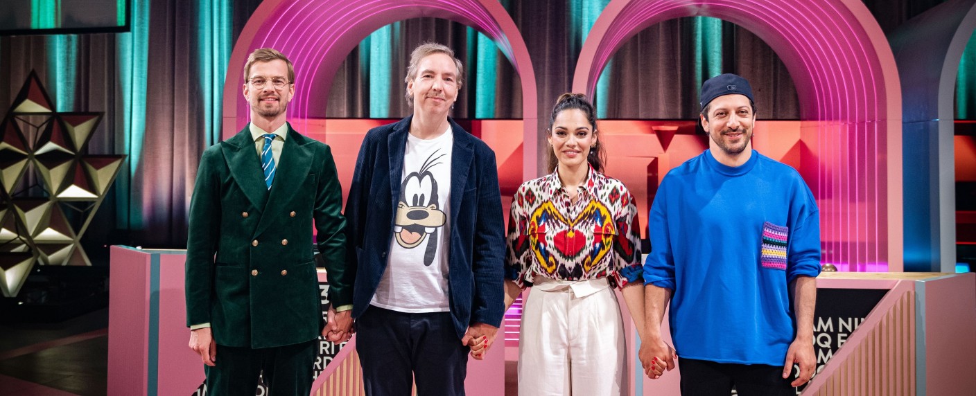 „Wer stiehlt mir die Show?“: Rückkehrtermin nach längerer Wartezeit steht fest – Olli Schulz, Nilam Farooq und Fahri Yardım wollen Joko Winterscheidts Moderationsjob – Bild: ProSieben/​Florida TV/​Timmy Hargesheimer