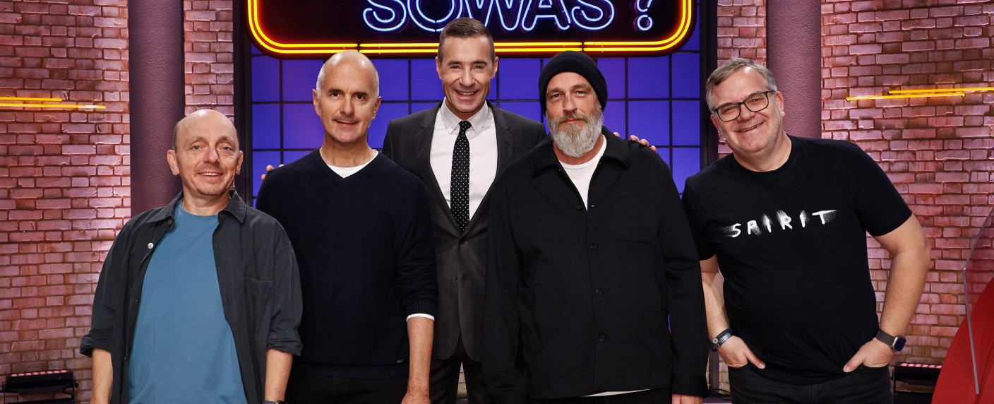 „Wer weiß denn sowas?“: Das sind die Gäste vom 13. bis 17. Januar 2025 – Entertainer, Europameister, Köche und „Tatort“-Ermittler – Bild: ARD/​Morris Mac Matzen