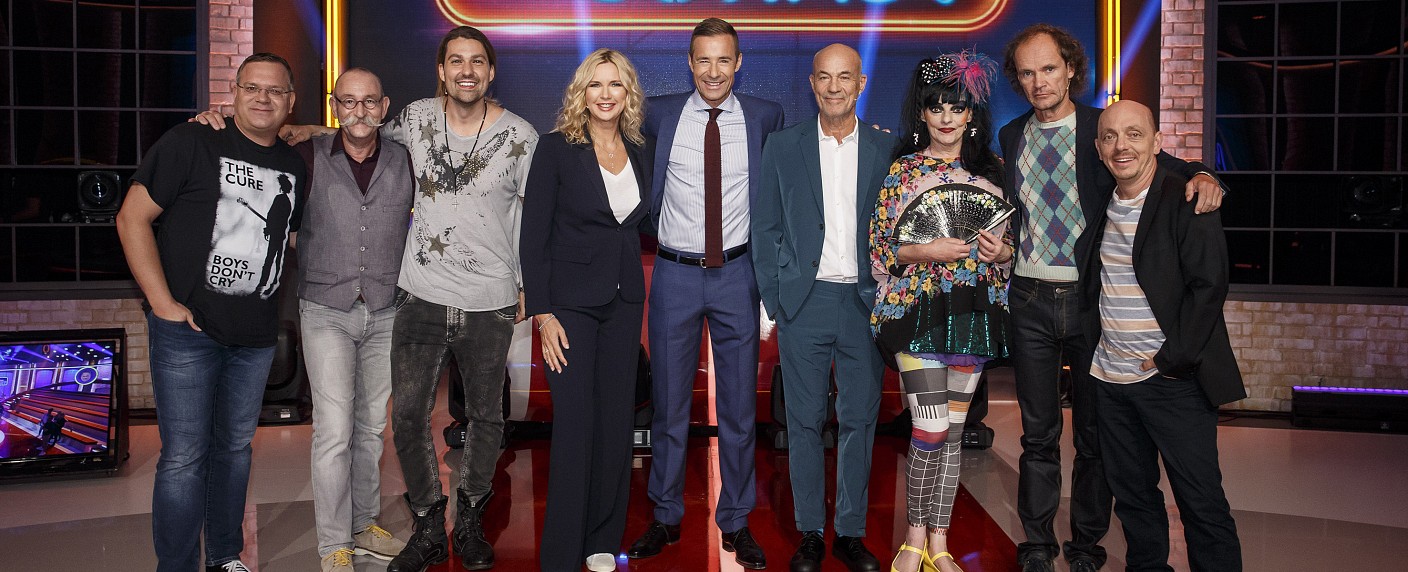 Quoten: „Wer weiß denn sowas? XXL“ gewinnt Show-Vierkampf am Samstagabend – Mauer Start für Chris-Tall-Show, „Die beste Show der Welt“ mit Tiefstwert – Bild: ARD/​Morris Mac Matzen