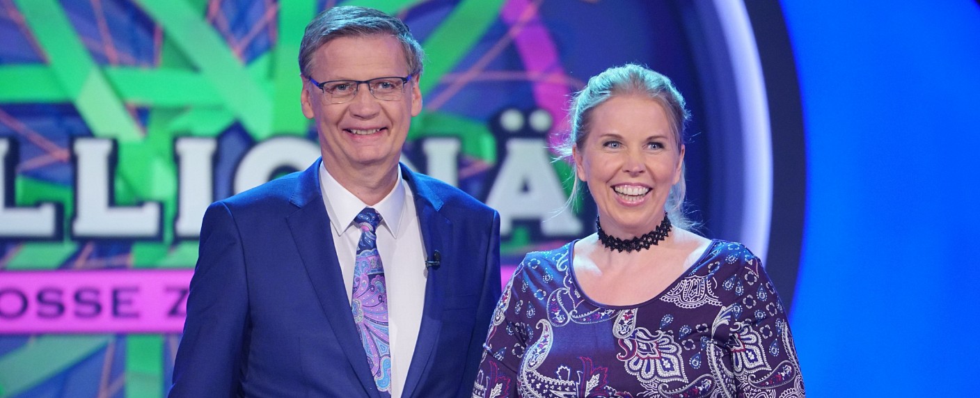 Quoten: „WWM Zocker-Special“ siegt insgesamt und bei den Jüngeren – „Big Bang“-Wiederholungen gefragt, „Wirt sucht Liebe“ mit verhaltenem Start – Bild: RTL/​Stefan Gregorowius