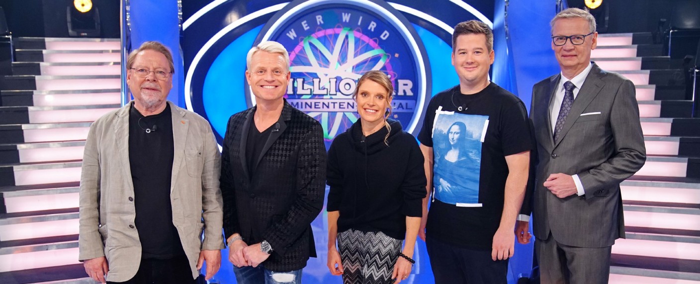 Quoten: „WWM“-Promi-Special und „Die Bergretter“ punkten, „Usedom-Krimi“ siegt insgesamt – Corona-Spezial schadet „The Voice of Germany“ massiv, solider Auftakt für „Berlin hinter Gittern“ – Bild: RTL/​Stefan Gregorowius