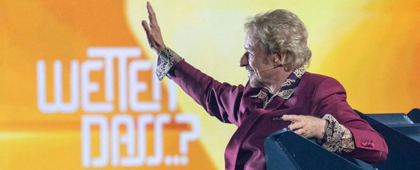 Quoten: Über 12 Millionen Menschen sehen Gottschalks letzte „Wetten, dass..?“-Ausgabe – „Totenfrau“ im Ersten durchwachsen, Privatsender chancenlos – Bild: ZDF/​Sascha Baumann