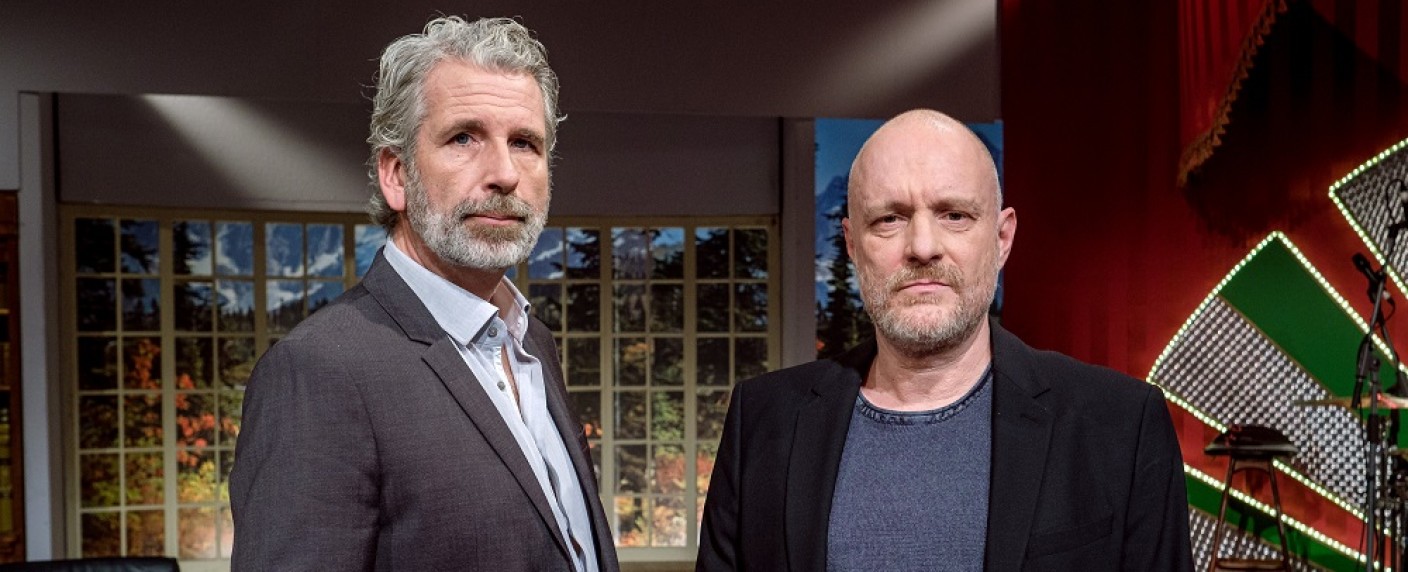 „Willkommen Österreich“-Duo erkrankt: ORF zeigt „Notfallsendung“ – Stermann und Grissemann können Show aus gesundheitlichen Gründen nicht präsentieren – Bild: ORF/​Hans Leitner