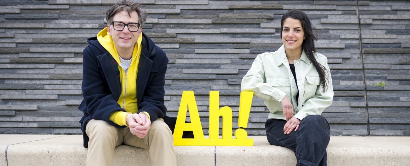 Klugscheißen mit Humor: „Wissen macht Ah!“ feiert 20. Geburtstag – WDR-Magazin mit Ralph Caspers und Clarissa Corrêa da Silva erfreut sich großer Beliebtheit – Bild: WDR/​Ben Knabe