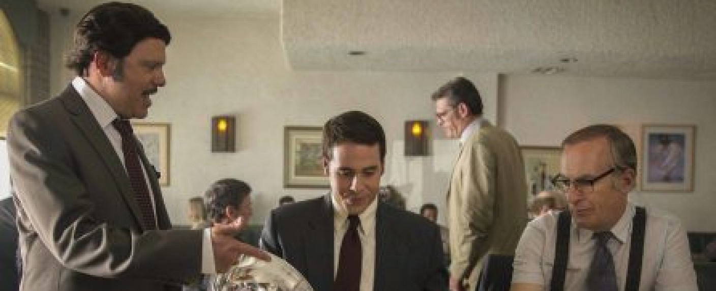 „With Bob and David“: Reunion von Bob Odenkirk und David Cross bei Netflix – Streamingdienst ordert neue Sketch-Comedy – Bild: Netflix /​ Saeed Adyani