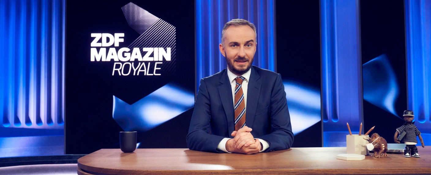 „ZDF Magazin Royale“ entfällt: ZDF und Jan Böhmermann verzichten aus Pietätsgründen auf lineare Ausstrahlung – Kurzfristige Programmänderung nach Amoklauf in Hamburg – Bild: ZDF/​Jens Koch