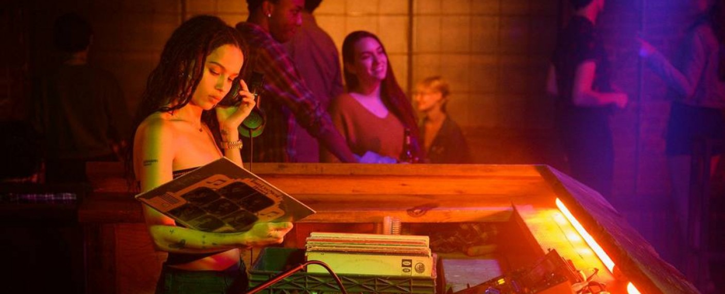 „High Fidelity“: Musik-Dramedy mit Zoë Kravitz kommt nach Deutschland – Starzplay zeigt gelungene Adaption des Romans von Nick Hornby – Bild: hulu