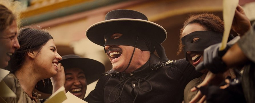 „Zorro“: Deutschlandpremiere für Abenteuerserie mit Oscar-Preisträger – Jean Dujardin als in die Jahre gekommener Freiheitskämpfer – Bild: Christophe Brachet/​France Télévisions/​Paramount+
