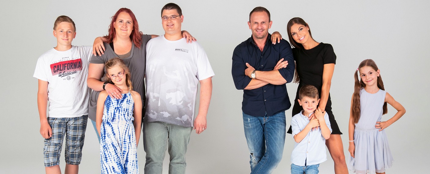 Wohlstand trifft Hartz IV: RTL II erbt Sozialdoku von RTL – „Zwei Familien – Zwei Welten“ wechselt den Sender – Bild: RTL II