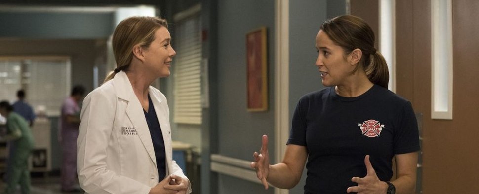 Zwei Grundpfeiler bei ABC am Donnerstagabend: „Grey’s Anatomy“ mit Ellen Pompeo (l.) und „Seattle Firefighters“ mit Jaina Lee Ortiz – Bild: ABC
