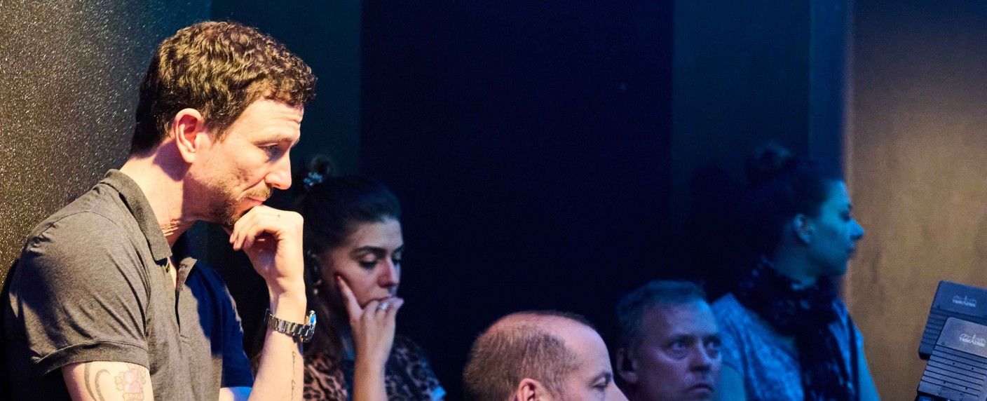 Oliver Berben: „Man wünscht sich einfach, dass sie’s schaffen“ – Interview über „Wir Kinder vom Bahnhof Zoo“, das Casting und Inspirationen – Bild: Constantin Television Mike Kraus