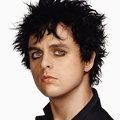Green Day-Frontmann besucht „Nurse Jackie“ – Gastauftritt für Bille Joe Armstrong in der vierten Staffel – Bild: Warner Music Group