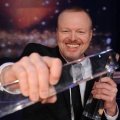 Publikumspreis 2011 für Stefan Raab – Bild: RTL/Willi Weber Publikumspreis 2011 für Stefan Raab – Bild: RTL/Willi Weber