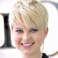„Verbotene Liebe“: Henrike Fehrs wird Teil der Daily-Soap – Blondes Gift sorgt ab September für Intrigen und Chaos – Bild: ARD/​Anja Glitsch