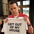 Jon Cryer verliert einen Mitbewohner – Bild: CBS Jon Cryer verliert einen Mitbewohner – Bild: CBS