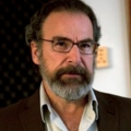 Mandy Patinkin distanziert sich von „Criminal Minds“ – Ex-Hauptdarsteller nennt Serie seinen „größten Fehler“ – Bild: Showtime
