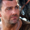„Rom“-Star Ray Stevenson in siebter „Dexter“-Staffel (Leichte Spoiler!) – Neue Folgen ab September auf Showtime – Bild: HBO