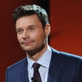 Ryan Seacrest verlängert Vertrag bei „American Idol“ – Vielbeschäftigt im US-TV als Moderator und Produzent – Bild: FOX