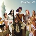 "Sechs auf einen Streich": Drehbeginn für weitere Märchen-Staffel – Andersens "Mädchen mit den Schwefelhölzern" wird verfilmt – Bild: ARD