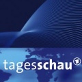 „Schlau wie die tagesschau“: ARD-Quiz zum Jubiläum – Frank Plasberg moderiert Promi-Wissensduell – Bild: NDR/​ARD/​Design
