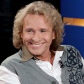 „Wetten, dass..?“: Thomas Gottschalk trifft Hape Kerkeling – ZDF-Wunschkandidat sitzt in Leipziger auf der Wettcouch – Bild: SWR/​ARD/​Klaus Görgen