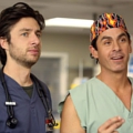 „Scrubs“-Stars bei „Cougar Town“ – Zach Braff und vier seiner früheren Kollegen in der ABC-Comedy – Bild: ABC