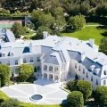 Aaron Spellings ‚französisches Schloss‘ in L.A. – Bild: YouTube