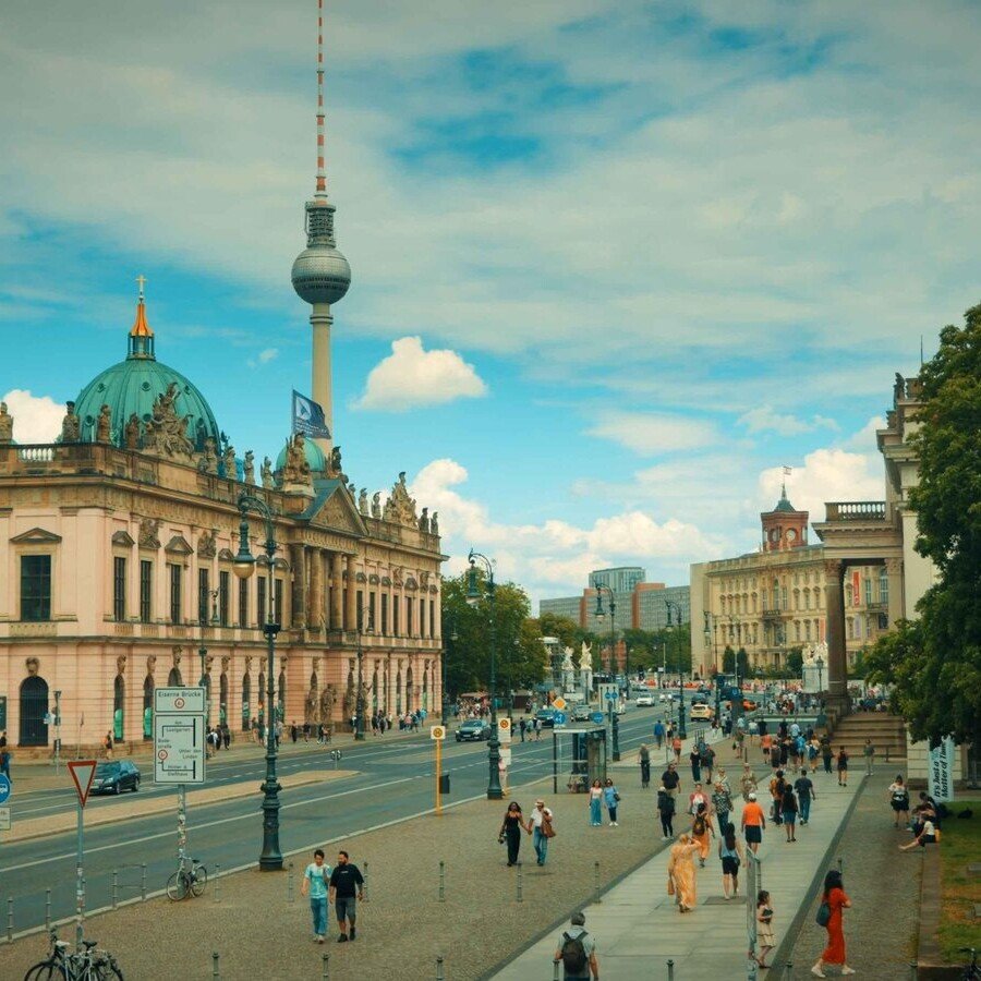 Unsere Welt in Zahlen – Bild: RTL / DBCom Media, DBC2 inc. / Berlin