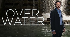 Over Water – Im Netz der Lügen – Bild: Panenka/VRT