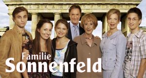 Familie Sonnenfeld – Bild: ARD Degeto/Tivoli Film/Katrin Knoke Familie Sonnenfeld – Bild: ARD Degeto/Tivoli Film/Katrin Knoke