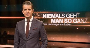Niemals geht man so ganz – Bild: ZDF/Sascha Baumann Niemals geht man so ganz – Bild: ZDF/Sascha Baumann