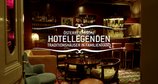Österreichische Hotellegenden – Bild: ServusTV/Degnfilm