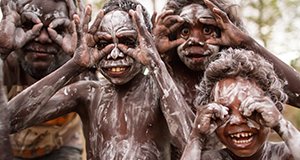Rituale – Bild: Geo Television / BBC / Claire Thompson Rituale – Bild: Geo Television / BBC / Claire Thompson