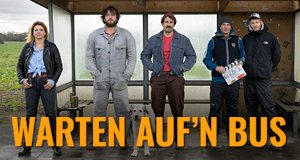 Warten auf’n Bus – Bild: rbb/Frédéric Batier