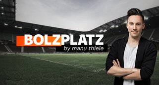 Bolzplatz by Manu Thiele