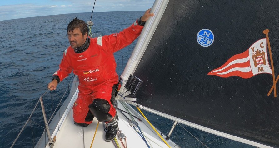 Boris Herrmann – Die ganze Welt des Segelns – Bild: RTL / UFA Documentary GmbH