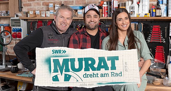 Murat dreht am Rad – Bild: SWR/Cineteam Hannover