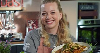 Zora schmeckt’s! Zora schmeckt’s!